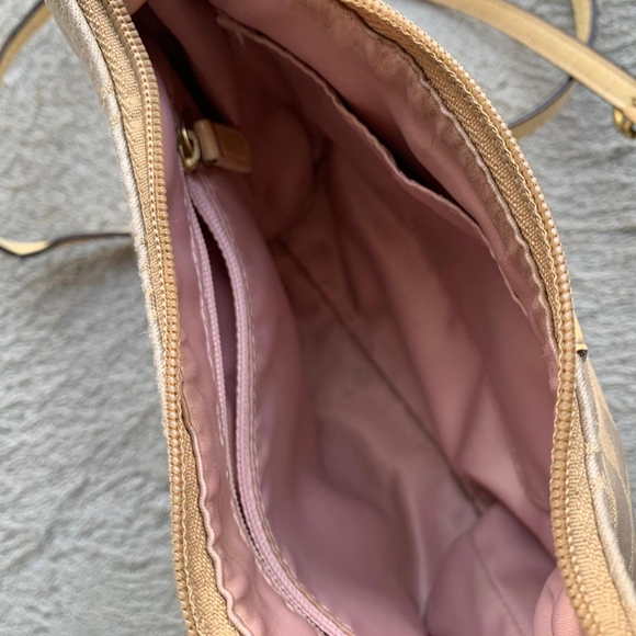 Coach - Small Purse - Gold - Picture 5 of 8